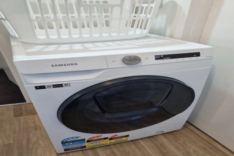 Photo of property in 34 Golden Terrace, Queenstown, 9300