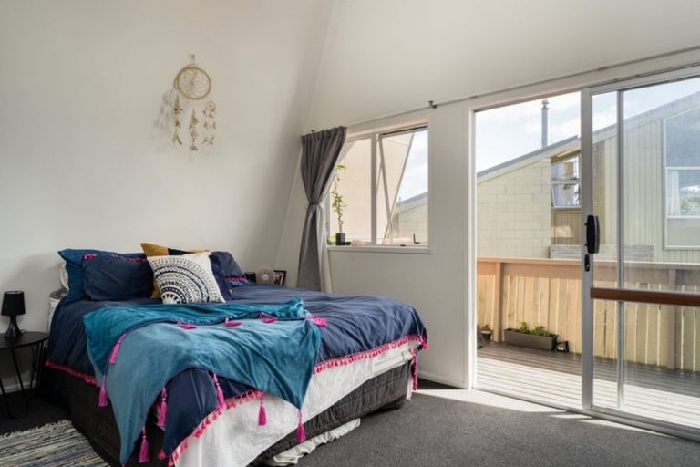 Photo of property in 144 Karewa Parade, Papamoa Beach, Papamoa, 3118