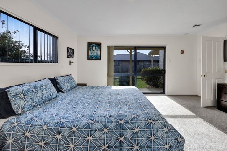 Photo of property in 106 Smart Road, Glen Avon, New Plymouth, 4312