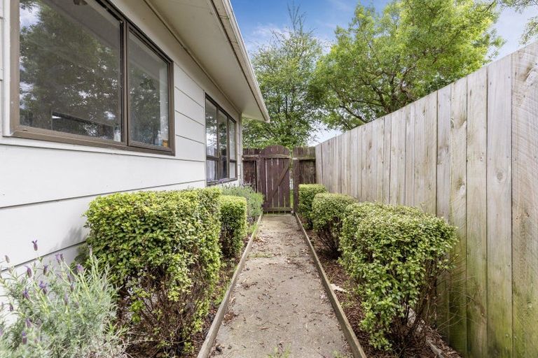 Photo of property in 62 Acacia Street, Kelvin Grove, Palmerston North, 4414