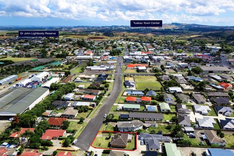 Photo of property in 19 Madill Street, Tuakau, 2121