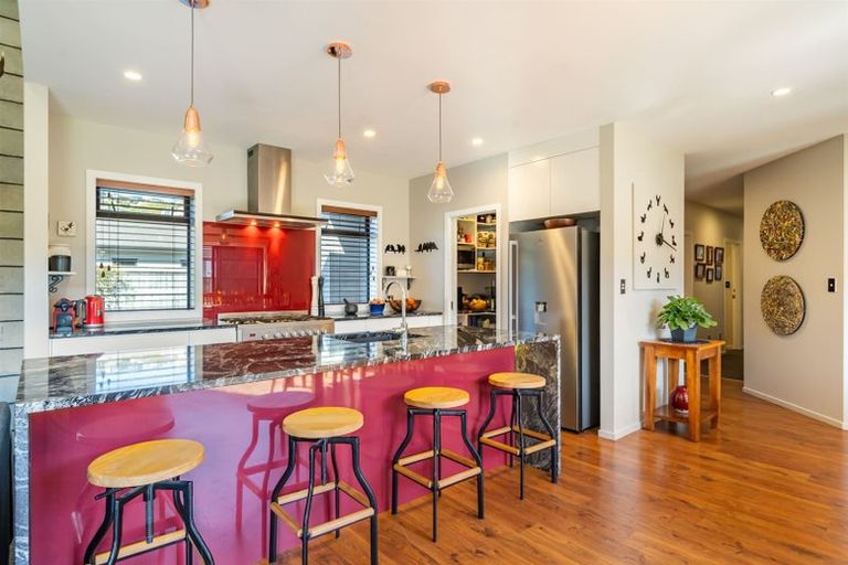 Photo of property in 14 Resolution Drive, Whitby, Porirua, 5024