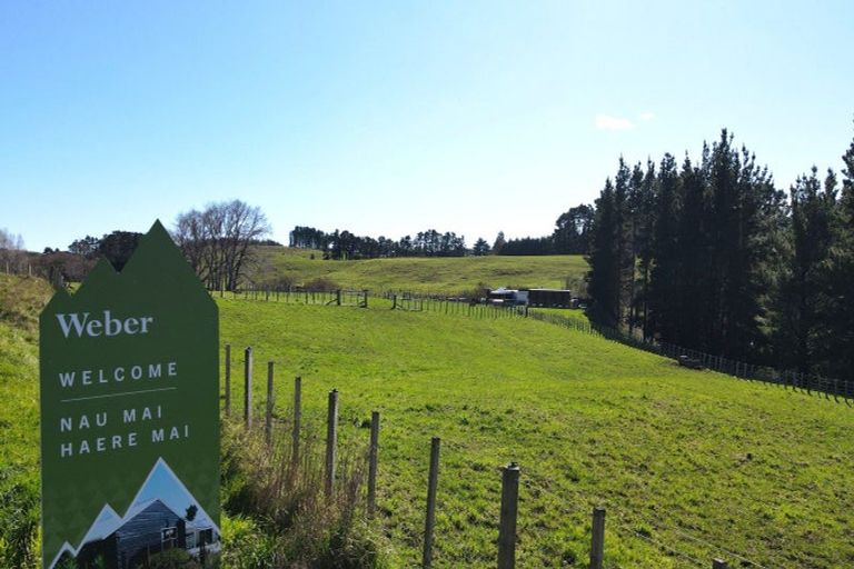Photo of property in 3345 Weber Road, Weber, Dannevirke, 4970