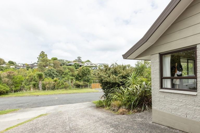 Photo of property in 103 James Cook Street, Havelock North, 4130