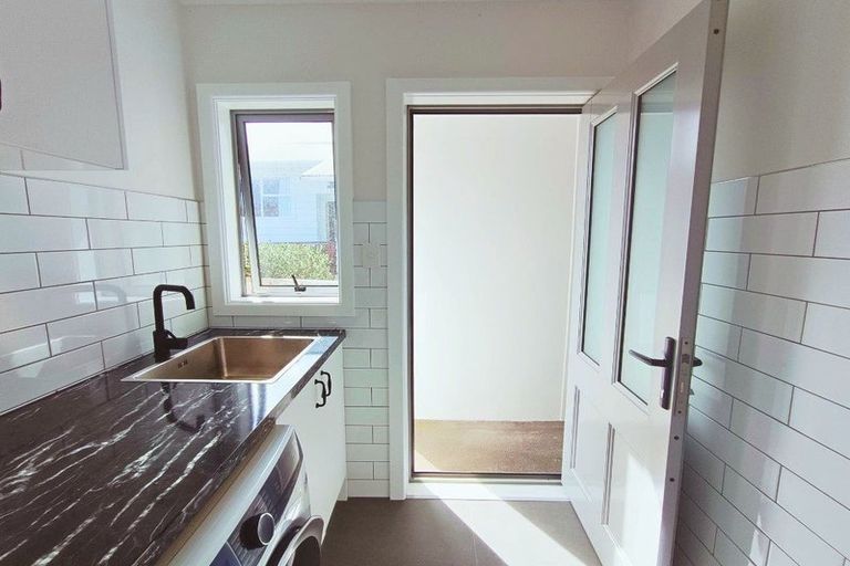 Photo of property in 17 Humphreys Grove, Titahi Bay, Porirua, 5022