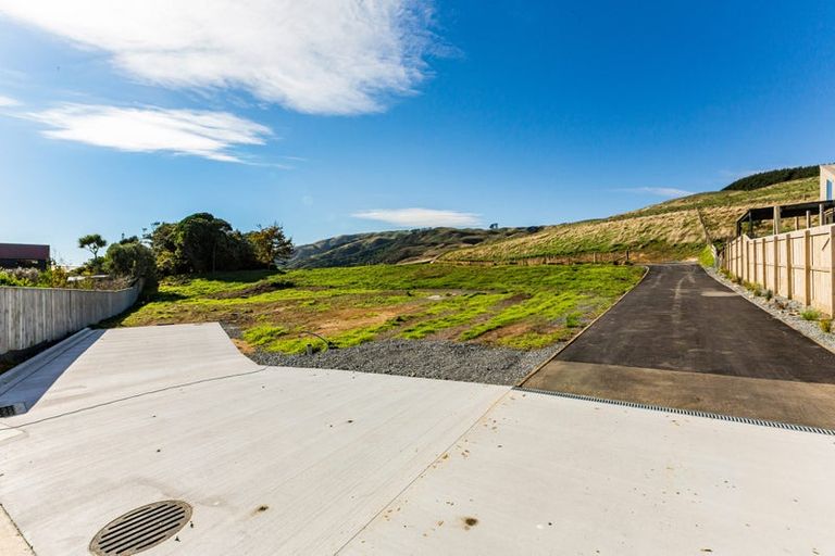 Photo of property in 68 Muri Road, Pukerua Bay, 5026