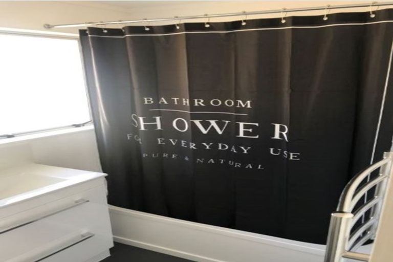 Photo of property in 3/52 Awatea Street, Ranui, Porirua, 5024