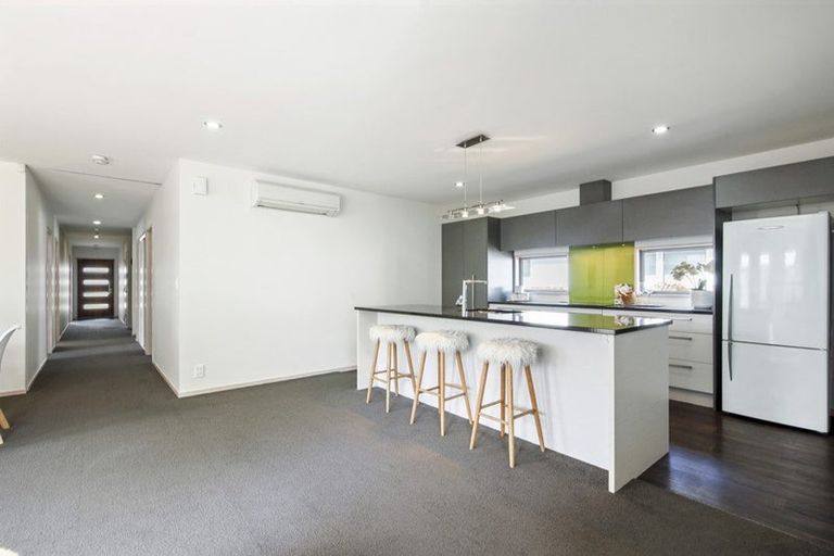 Photo of property in 137 Caledonian Road, St Albans, Christchurch, 8014