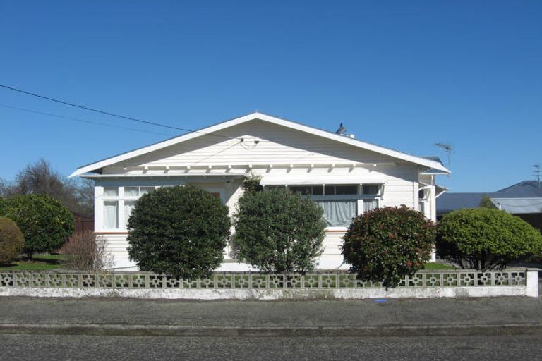 Photo of property in 14 Wakelin Street, Carterton, 5713