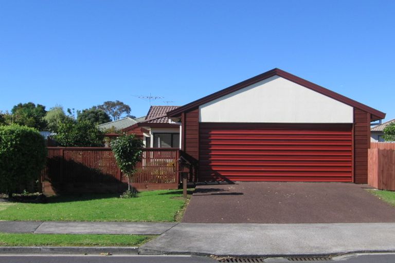 Photo of property in 4 Starlight Cove, Hobsonville, Auckland, 0618