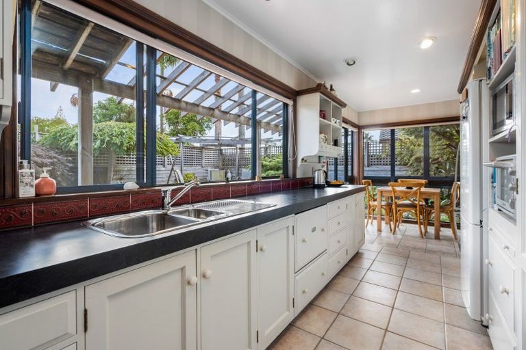Photo of property in 238 Fairway Drive, Te Kamo, Kamo, 0112