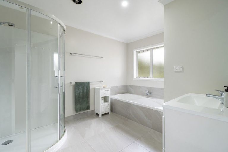 Photo of property in 120 East Mangahuia Road, Rangiwahia, Kimbolton, 4774