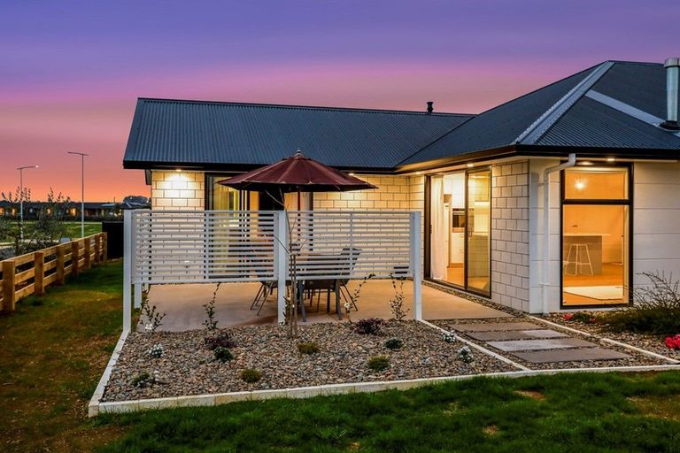 Photo of property in 5 Oak Ridge Drive, Te Awamutu, 3800