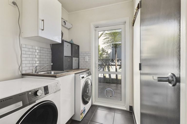 Photo of property in 68 Eskdale Road, Papakowhai, Porirua, 5024