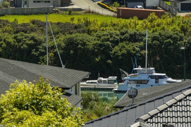 Photo of property in 4 Kiwa Crescent, Gulf Harbour, Whangaparaoa, 0930