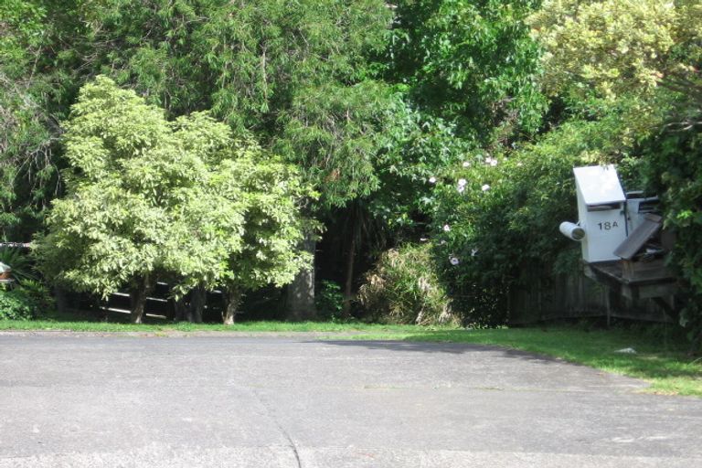 Photo of property in 18 Birman Close, Half Moon Bay, Auckland, 2012