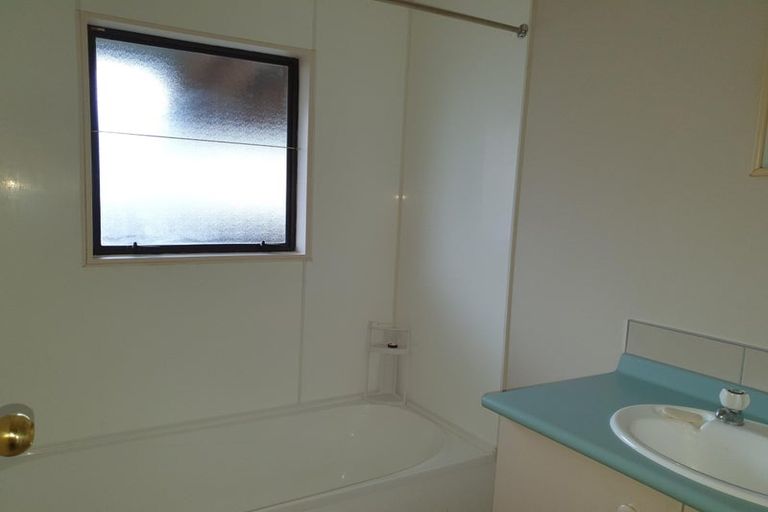 Photo of property in 42 Atherfold Crescent, Greenmeadows, Napier, 4112