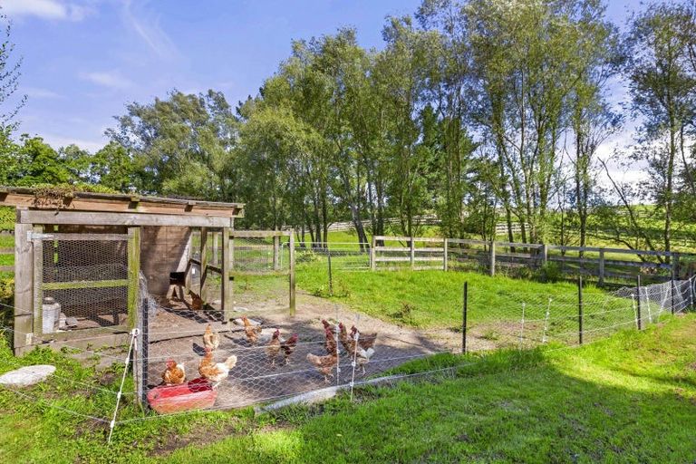 Photo of property in 615 Rotowaro Road, Huntly, 3771