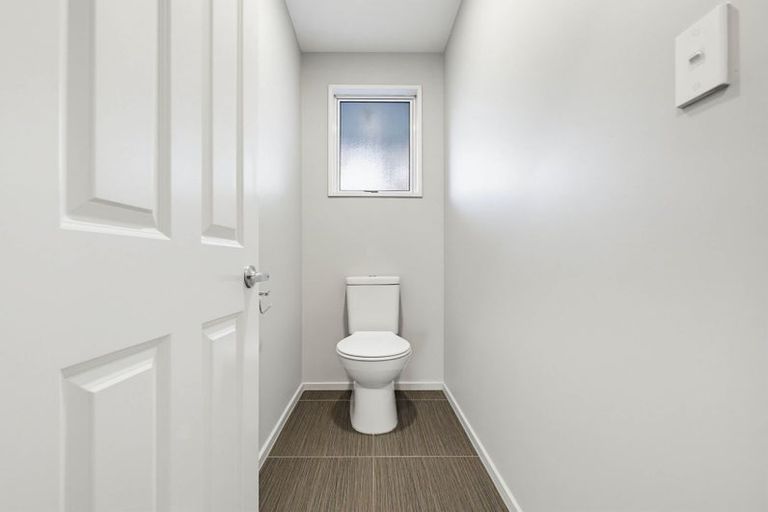 Photo of property in 28 Radiata Avenue, Parklands, Christchurch, 8083