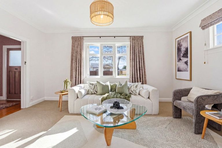 Photo of property in 21 Godwin Crescent, College Estate, Whanganui, 4500