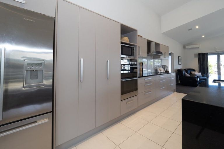 Photo of property in 10 Torbay Avenue, Huntingdon, Ashburton, 7774