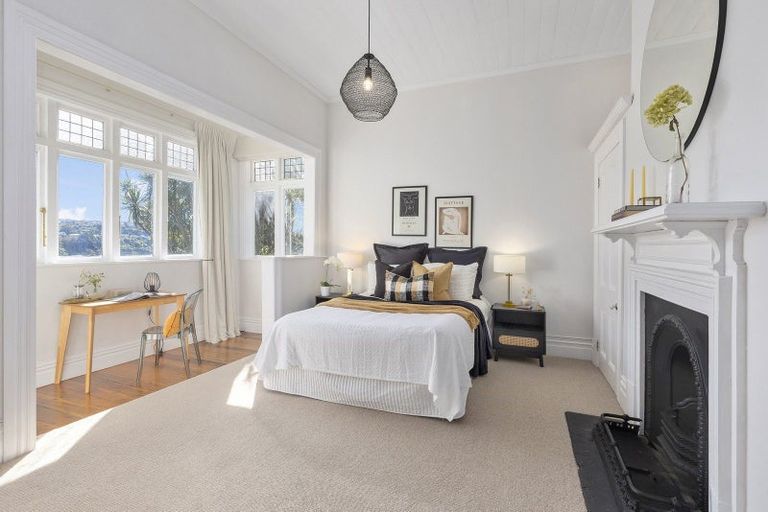 Photo of property in 11 Nevay Road, Miramar, Wellington, 6022