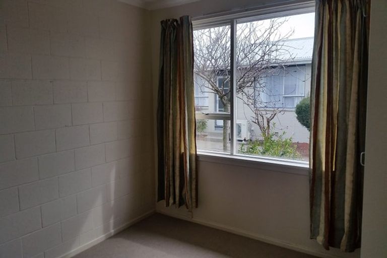 Photo of property in 1/552 Hereford Street, Linwood, Christchurch, 8011