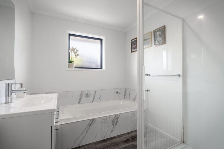 Photo of property in 28 Hartford Crescent, Rolleston, 7615