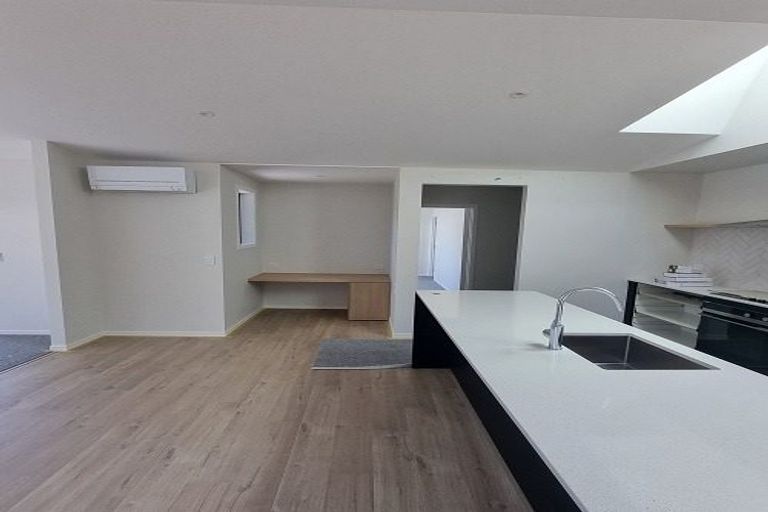 Photo of property in 34 Cheviot Street, Jacks Point, Queenstown, 9371