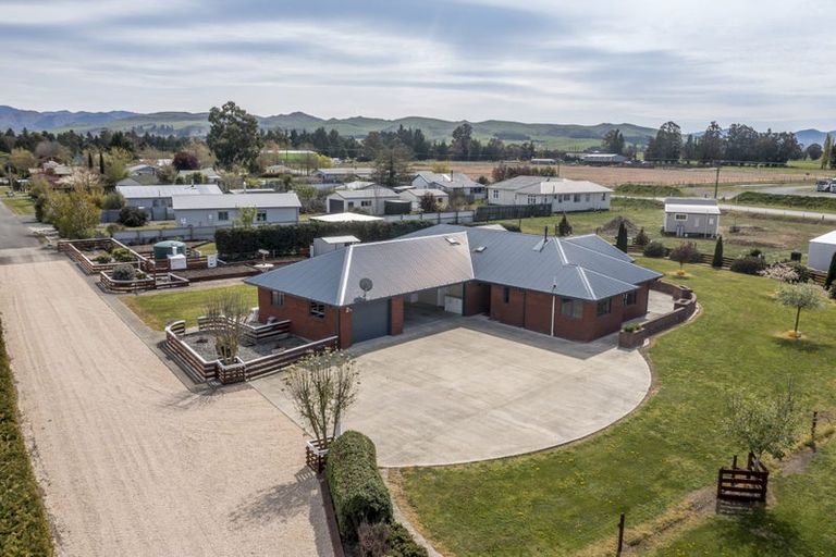 Photo of property in 11 Leslie Street, Culverden, 7392