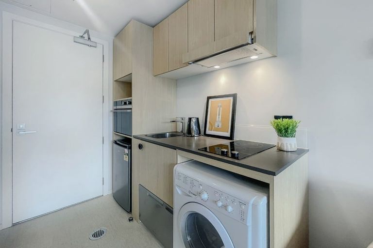 Photo of property in Vedado Apartments, 208/41u Hopper Street, Mount Cook, Wellington, 6011