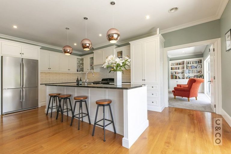 Photo of property in 40 Maude Street, Riverhead, 0820