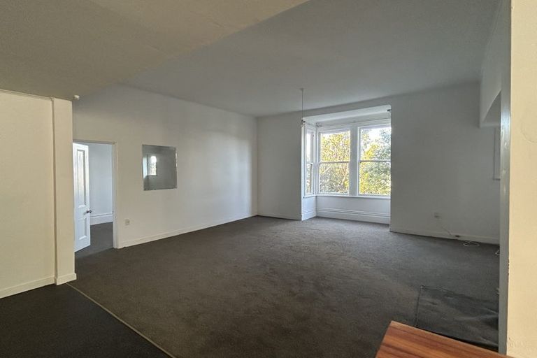 Photo of property in 70 Fairlie Terrace, Kelburn, Wellington, 6021