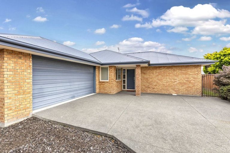 Photo of property in 98 Charles Street, Rangiora, 7400