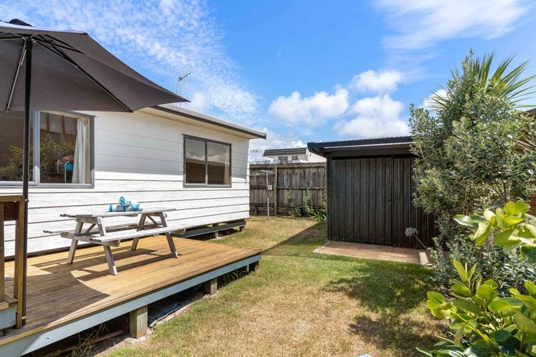 Photo of property in 129b Barbara Avenue, Whangamata, 3620