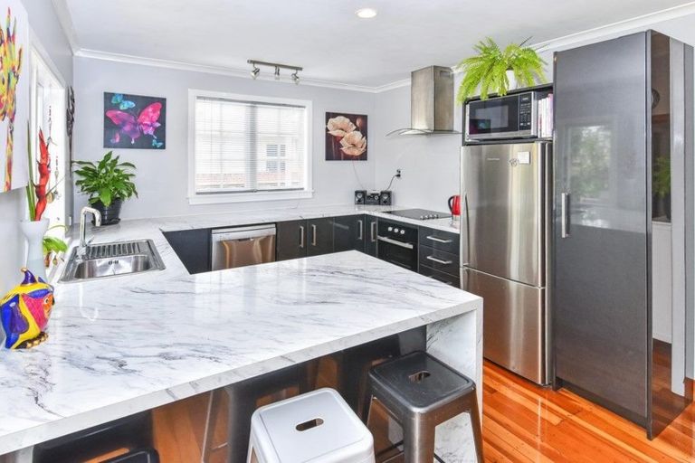 Photo of property in 1/48 Halsey Road, Manurewa, Auckland, 2102