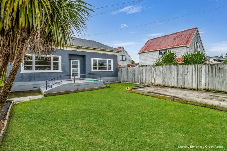 Photo of property in 44 Pitt Street, Whanganui, 4500