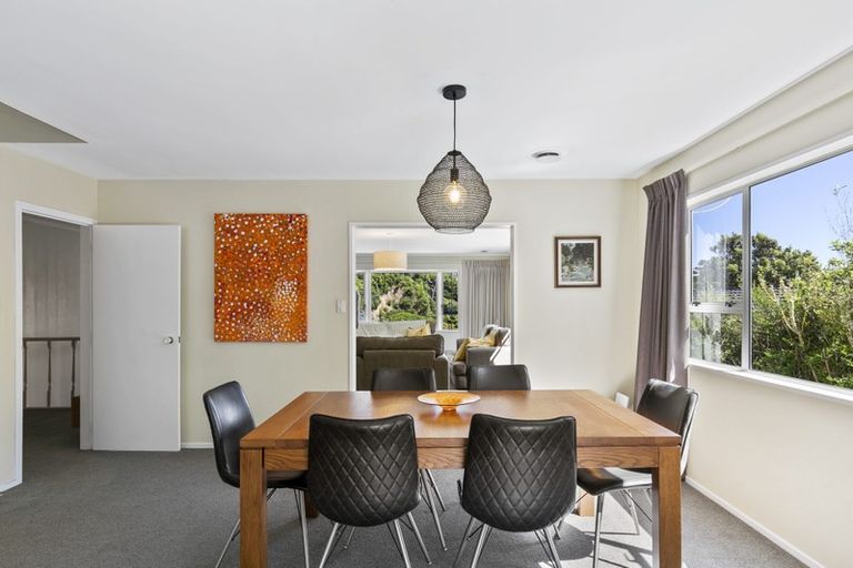 Photo of property in 3 Waterford Drive, Churton Park, Wellington, 6037