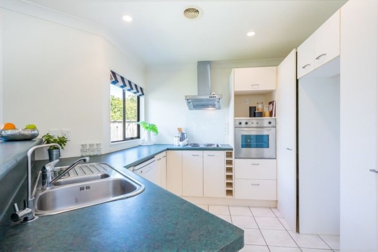 Photo of property in 942 High Street, Avalon, Lower Hutt, 5011