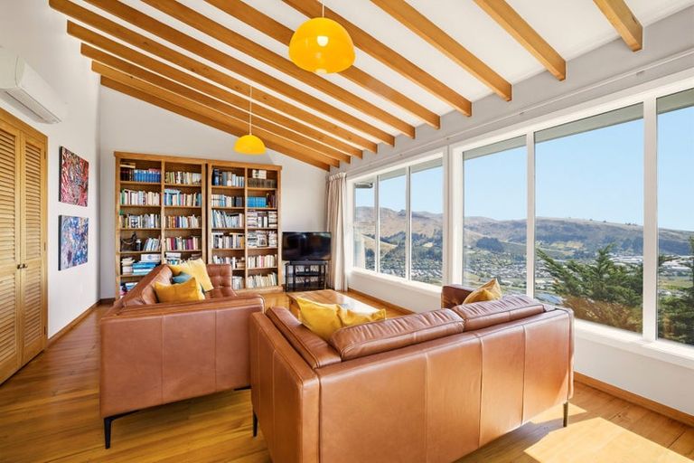 Photo of property in 178 Major Hornbrook Road, Mount Pleasant, Christchurch, 8081