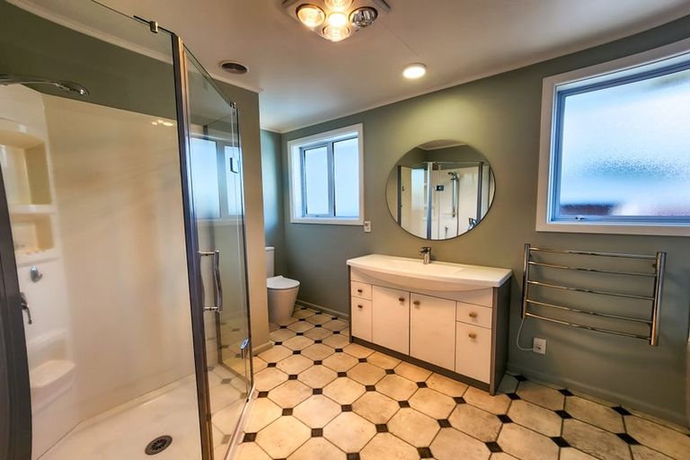 Photo of property in 14 Woodcote Avenue, Hornby, Christchurch, 8042