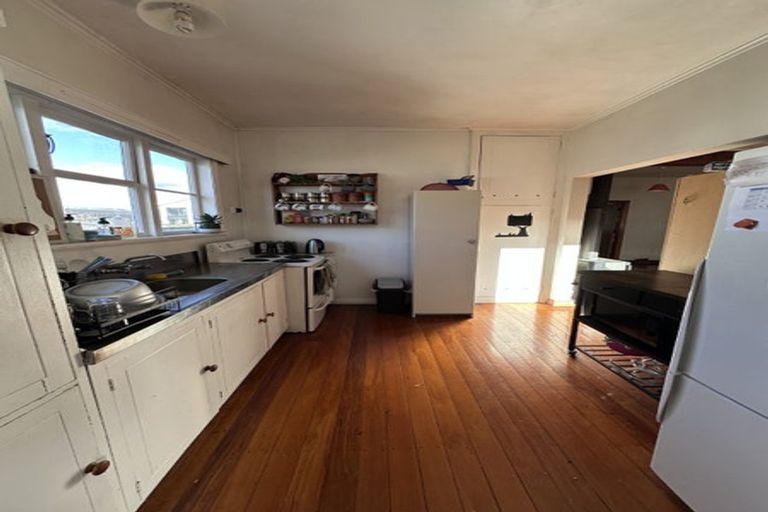 Photo of property in 192 Blenheim Road, Riccarton, Christchurch, 8041