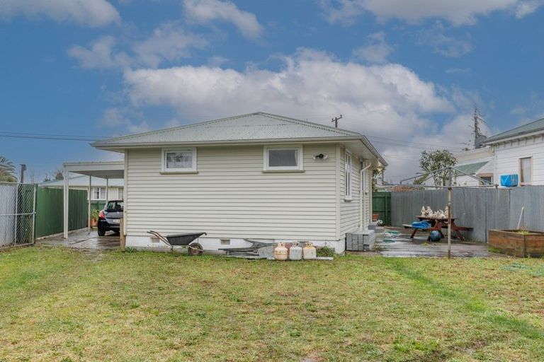 Photo of property in 89 Cameron Crescent, Masterton, 5810