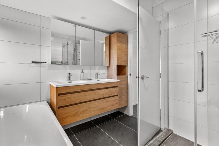 Photo of property in St Claire Village, 10/172 Mcleod Road, Te Atatu South, Auckland, 0610