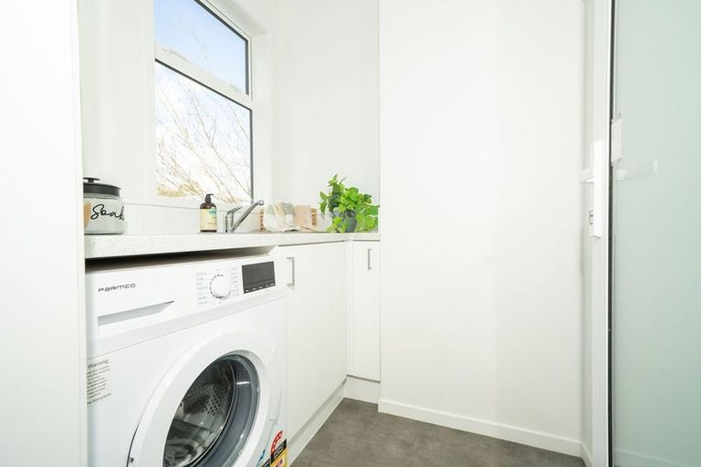 Photo of property in 32 Valley Road, Hikurangi, 0114