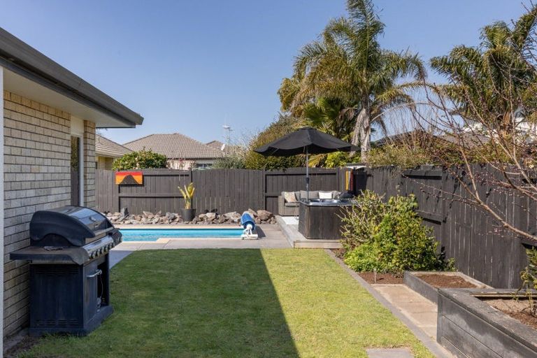Photo of property in 27 Pacific Cove Drive, Papamoa Beach, Papamoa, 3118