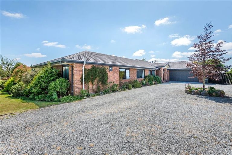 Photo of property in 203 Johns Road, Rangiora, 7400