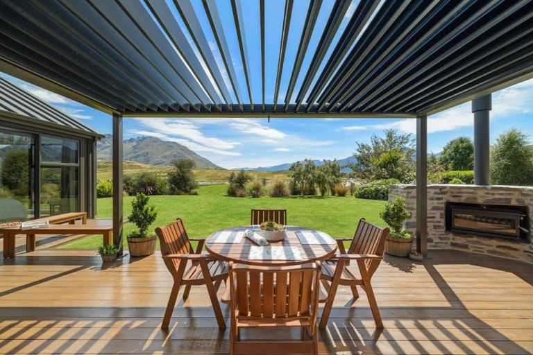 Photo of property in 7 Fife Court, Jacks Point, Queenstown, 9371