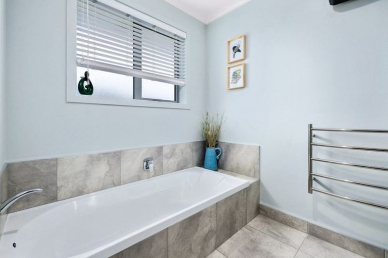 Photo of property in 6 Electric Place, Cromwell, 9310