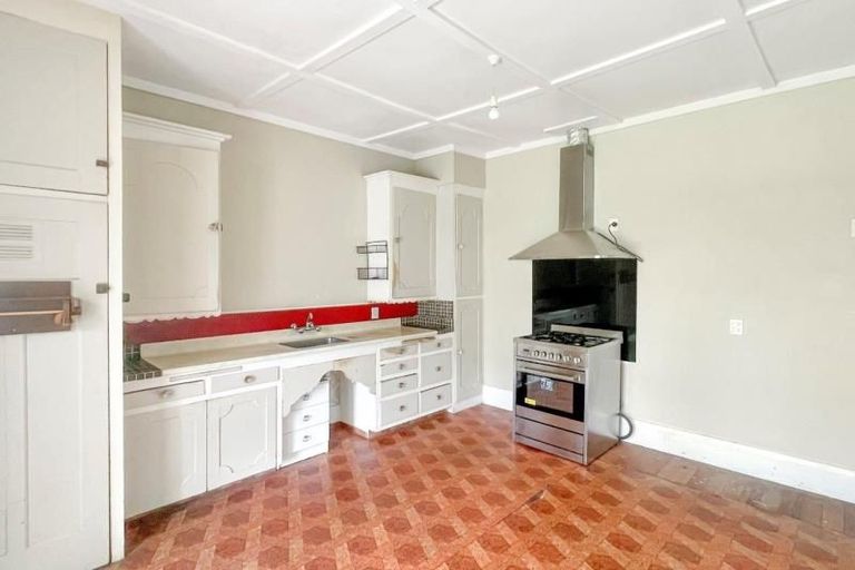 Photo of property in 16 Avon Street, Frankton, Hamilton, 3204